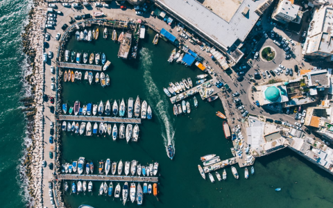 外贸人如何找准赛道？这份2022外贸走势分析请查收……