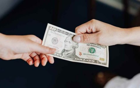 高风险国家收款的注意事项！！！