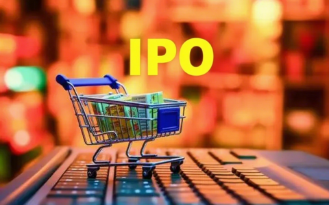 700亿市值开门红！影石创新上市首日引爆资本市场，创新与合规成致胜法宝